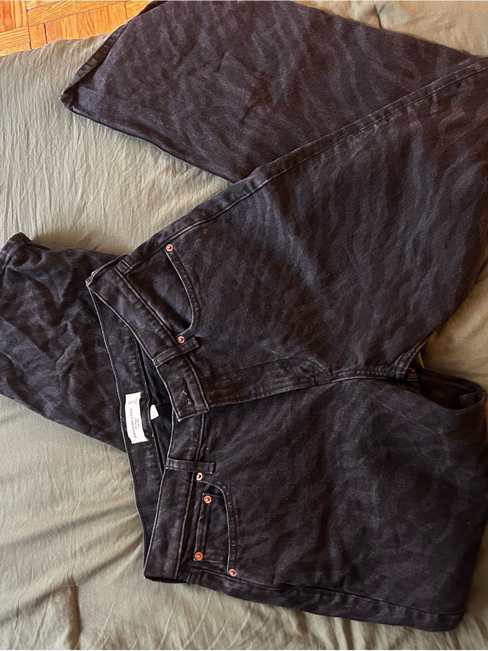 Abercrombie & Fitch Black Zebra Baggy Low Rise Curve Love